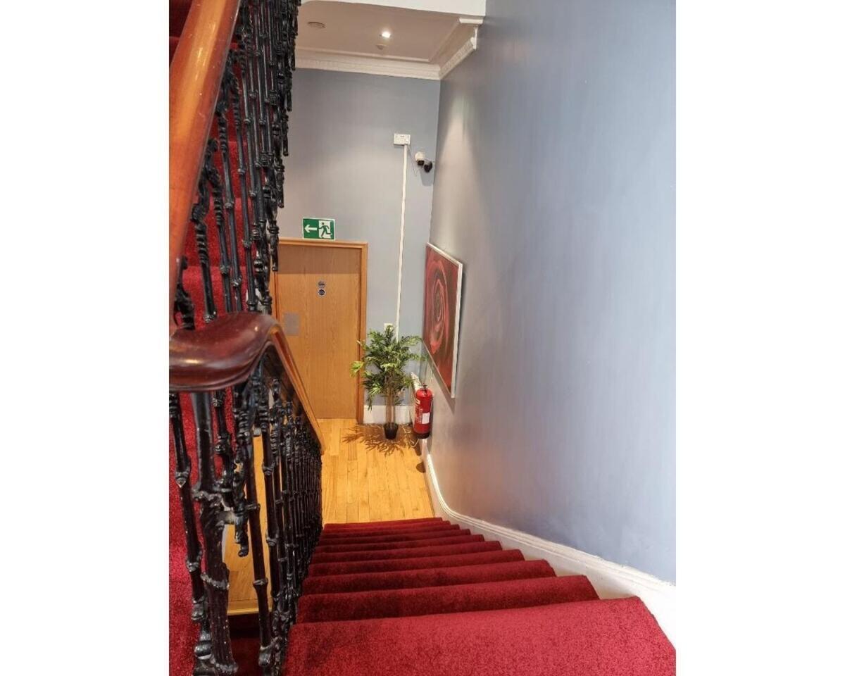 F405-Comfy Studio For 1 Near Hyde Park Лондон Екстериор снимка
